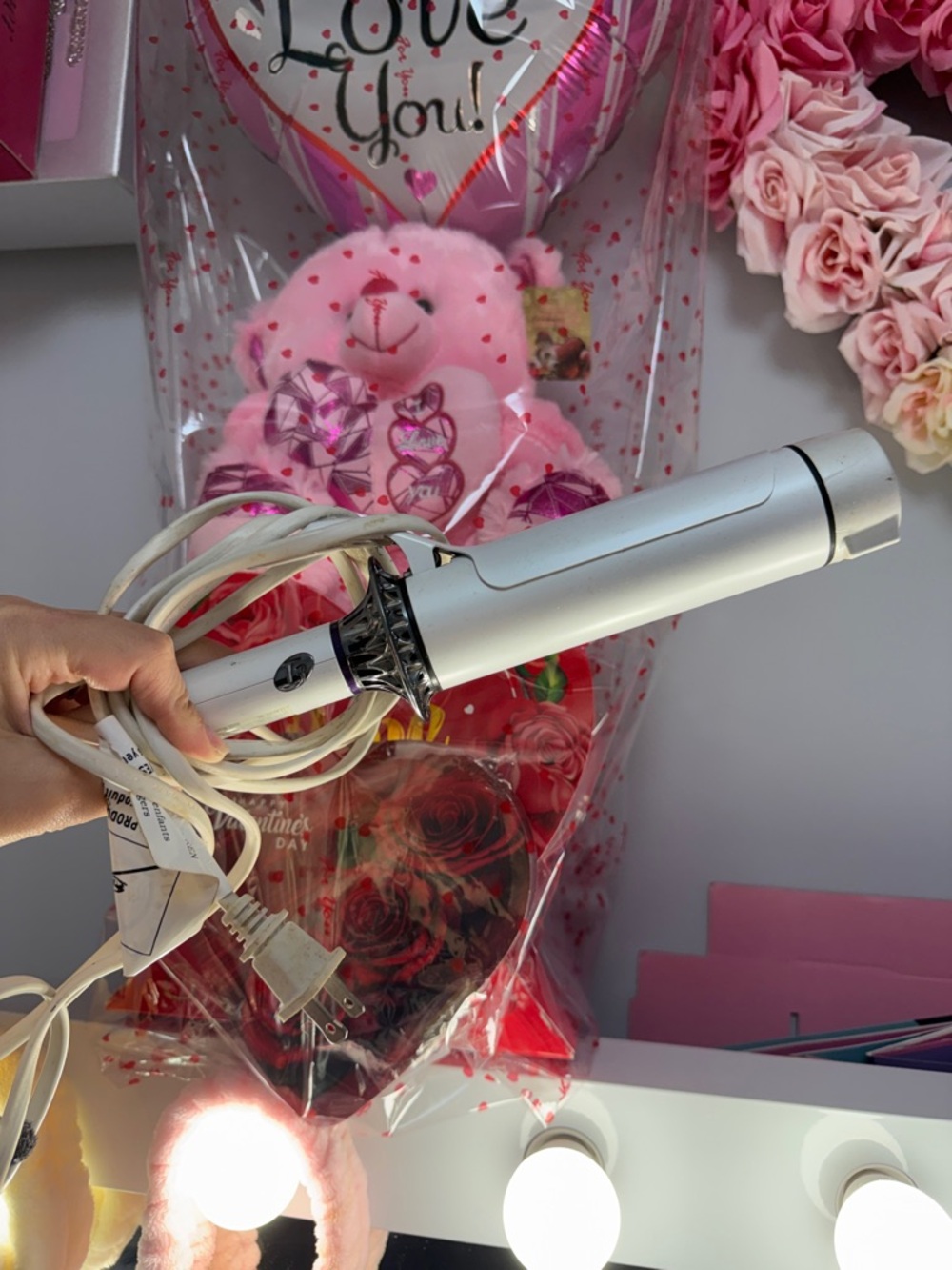 🌸T3 White and Silver Styling Curling Wand🌸
